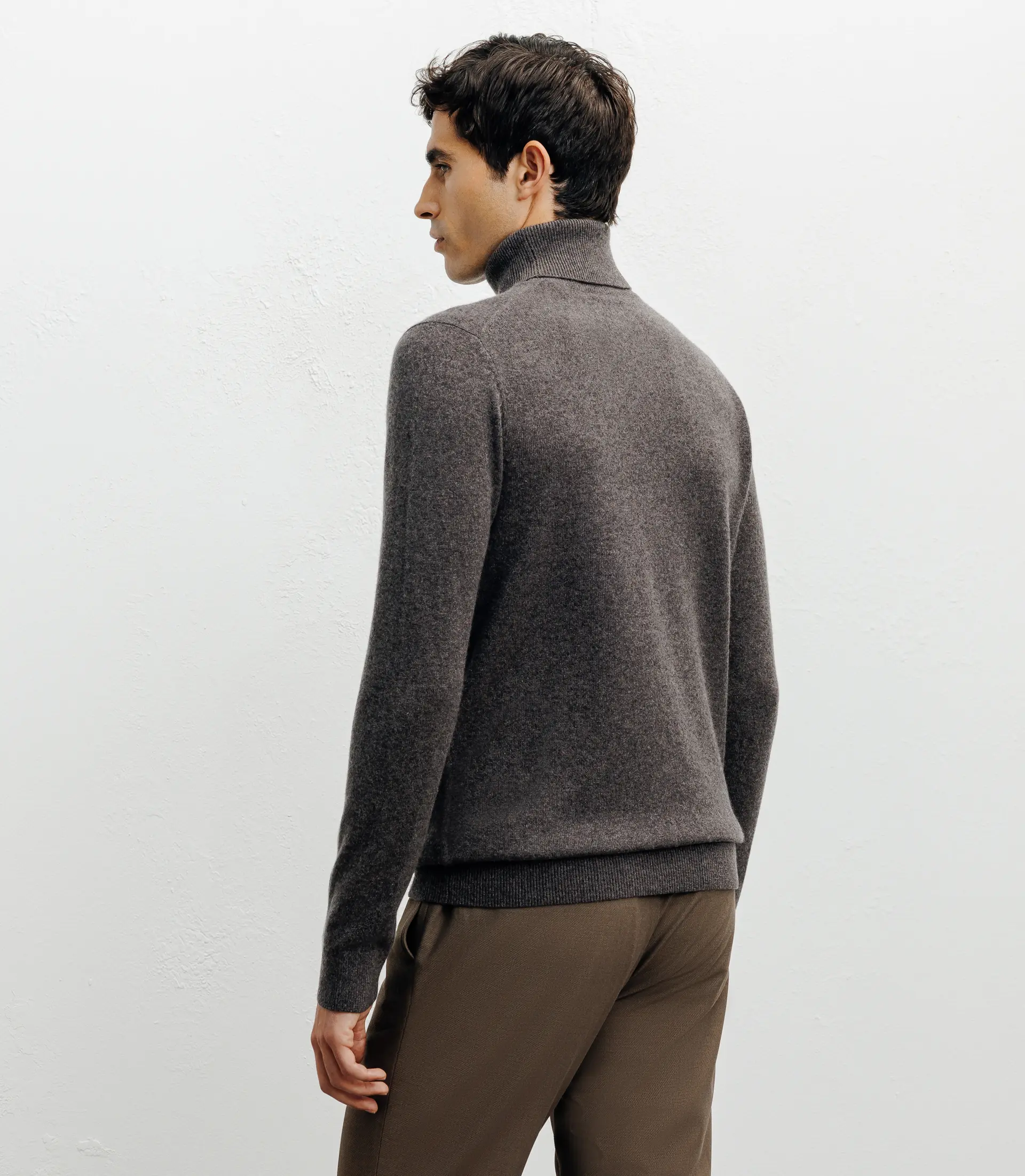 Pull col roulé 100% cachemire marron - Image 4